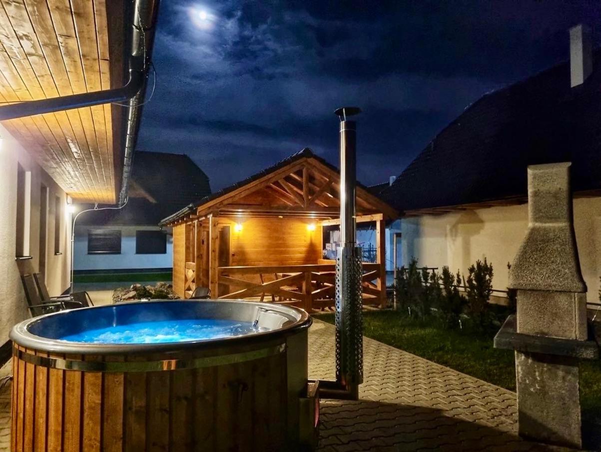 Vila Svistovka Stara Lesna Exterior foto